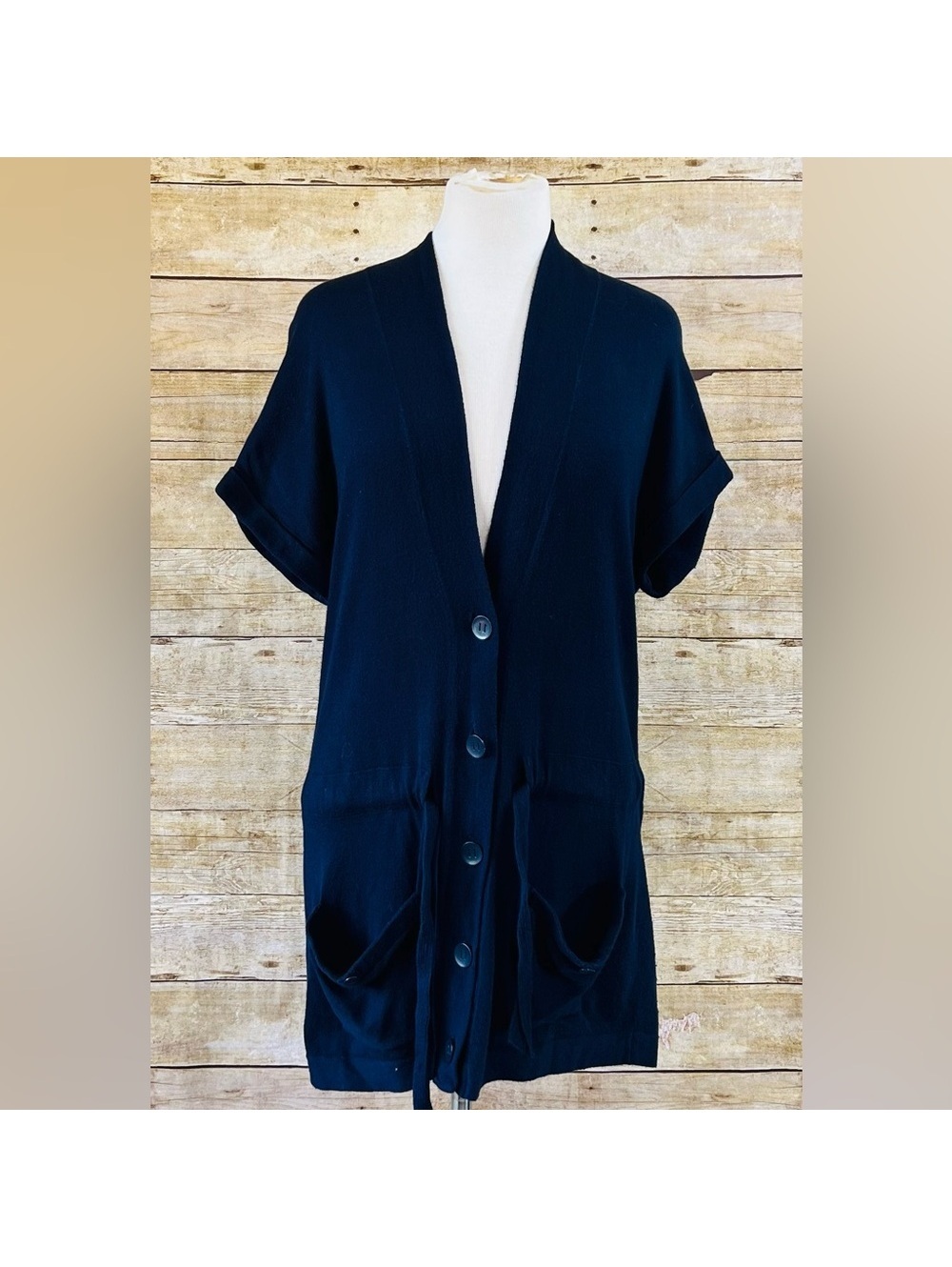 Ann Taylor LOFT Women's Black Short Sleeve Cardigan Sweater Small